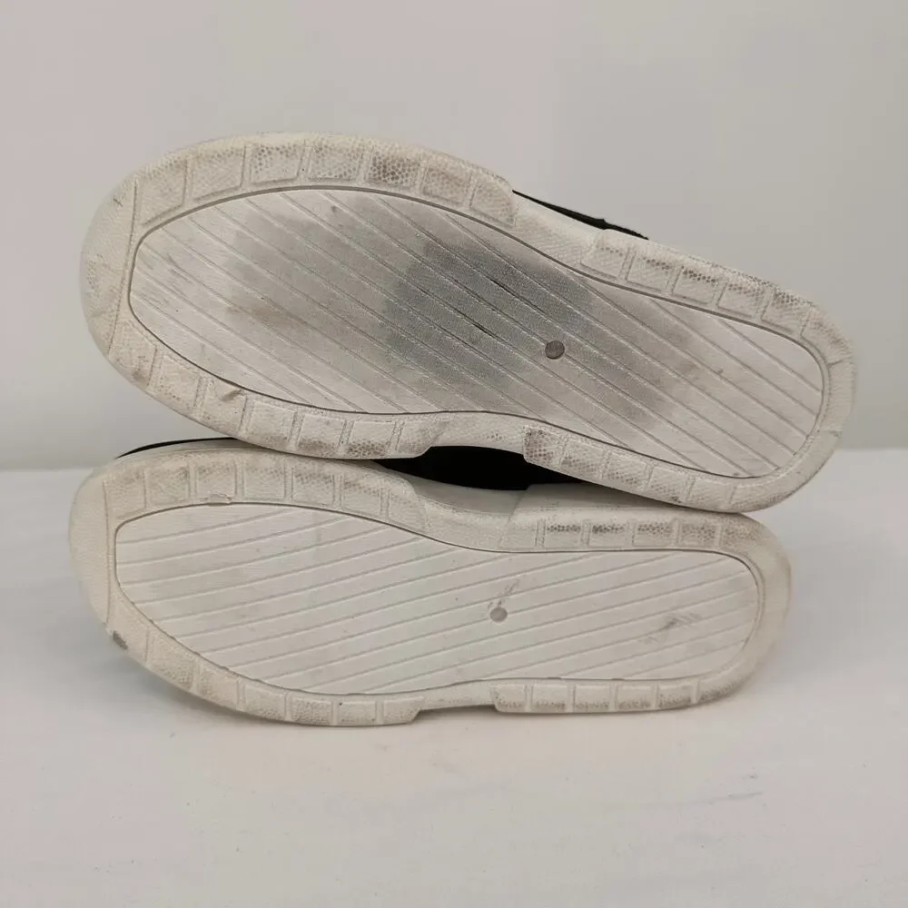DKNY Girls Maddie Stretch Slip On Sneakers NWOT Size 3